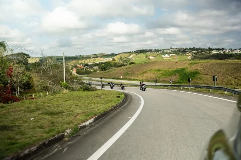 Bonde na estrada rumo a Catuçaba · foto 42