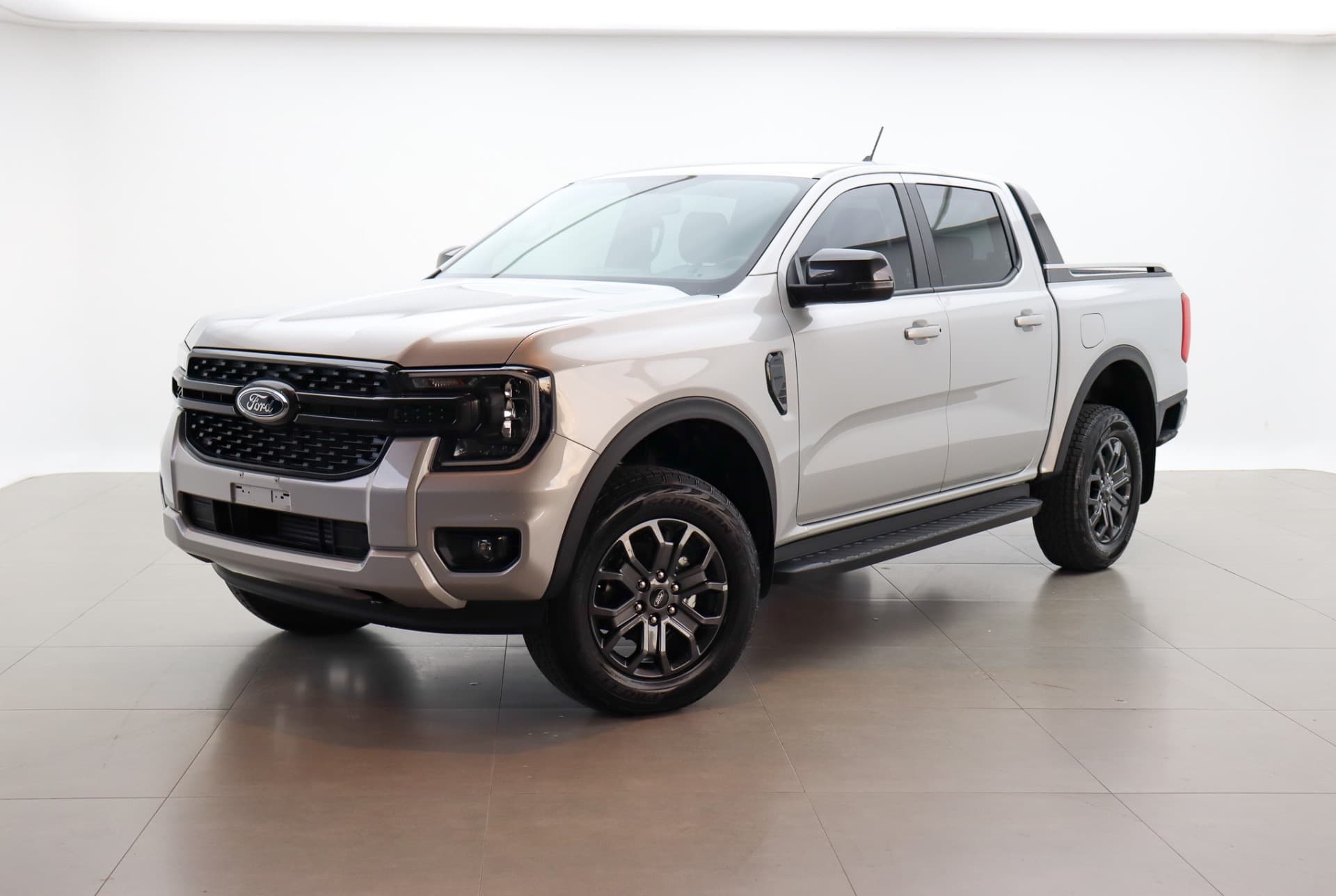 Ranger Black 2.0 4x2 CD TB Diesel Aut.